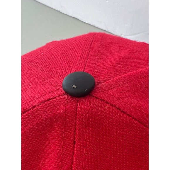 47 Brand Chicago Blackhawks Fitted Hat Mens 7 1/4 Red Black College Outdoor NEW - Picture 4 of 8